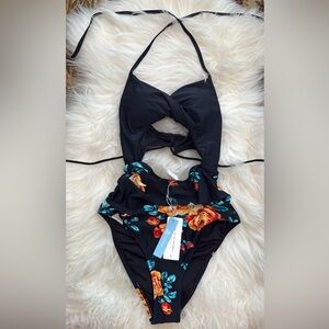 New With Tags Cupshe Black and Floral One Piece Swimsuit
